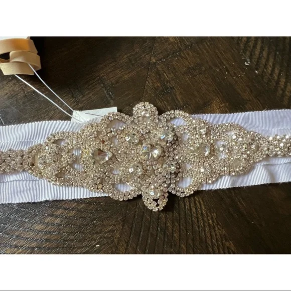 *NEW* David’s Bridal - gorgeous bridal dress belt. Free shipping with purchase! David main image 3